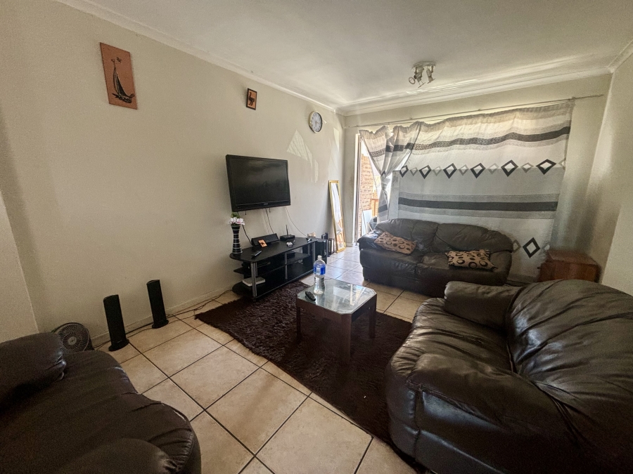 2 Bedroom Property for Sale in Brackenfell South Western Cape